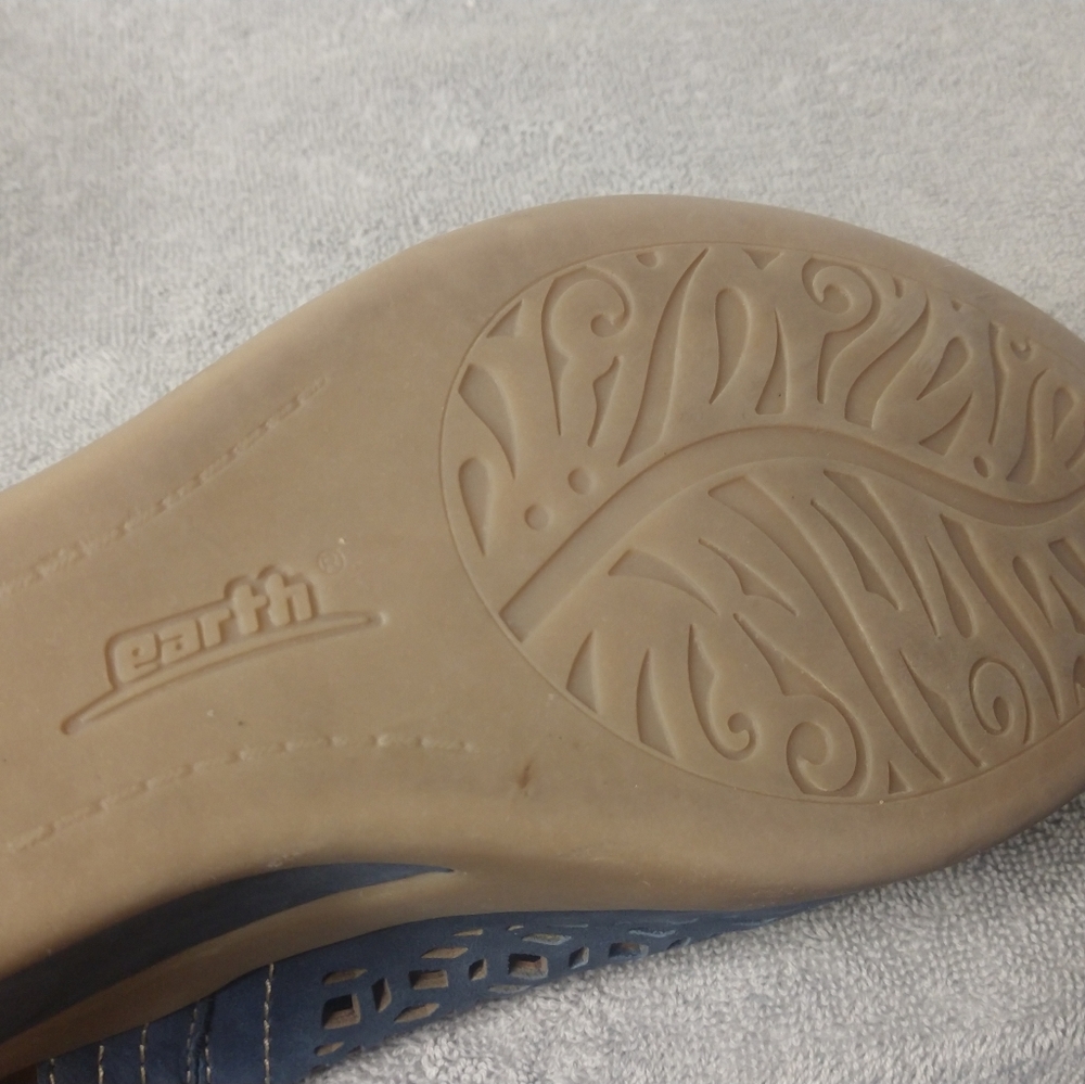 Comfy Sandals - image 5